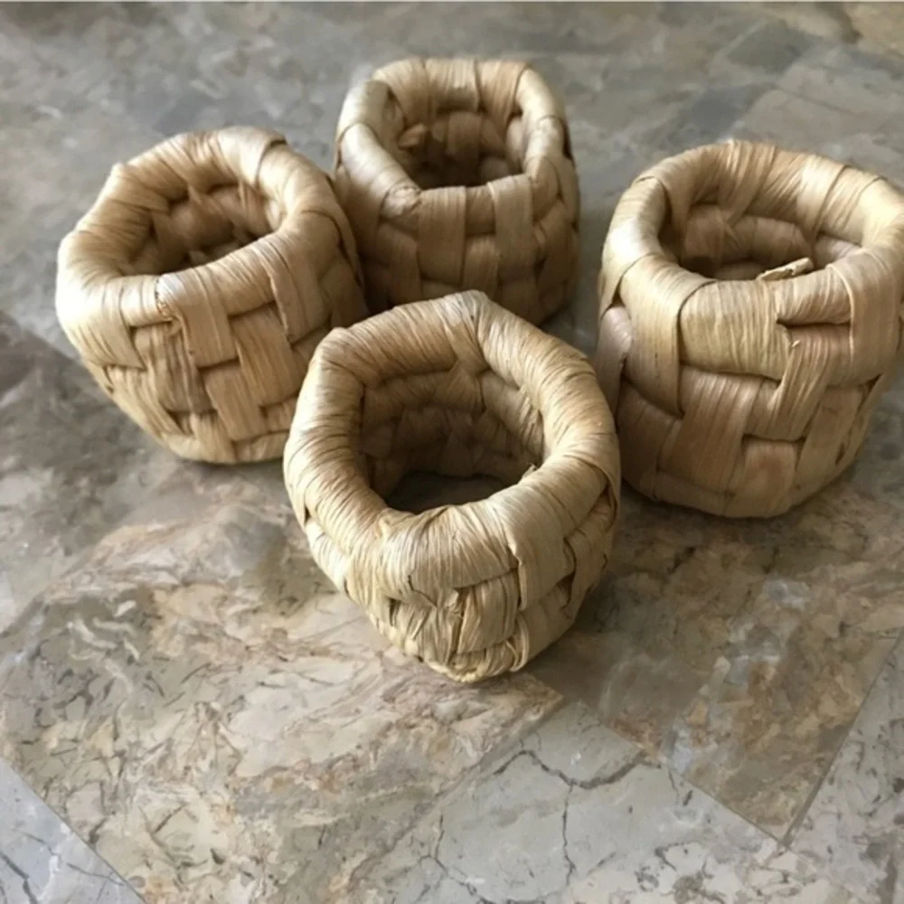 Set of 4 Natural Woven Rattan Raffia Napkin Rings * Bonus 4 Ivory‎ Napkins